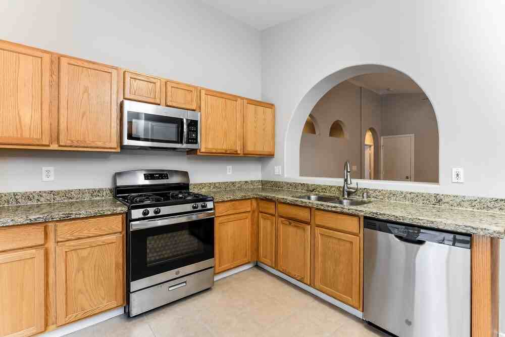 6743 Bison Creek St - Photo 6 of 16