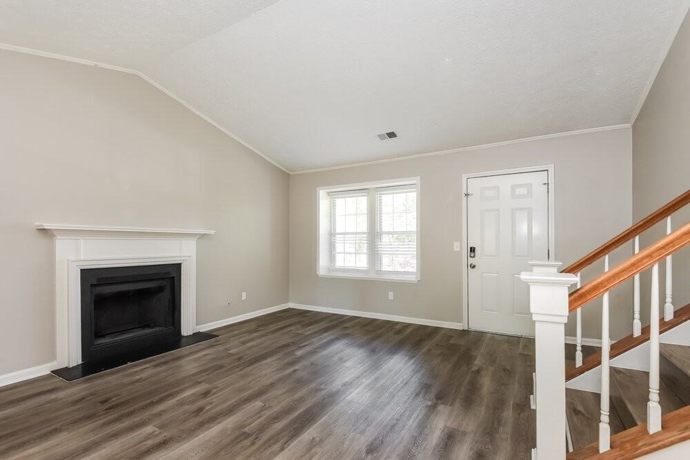 10305 Virginia Pine Ln - Photo 5 of 18