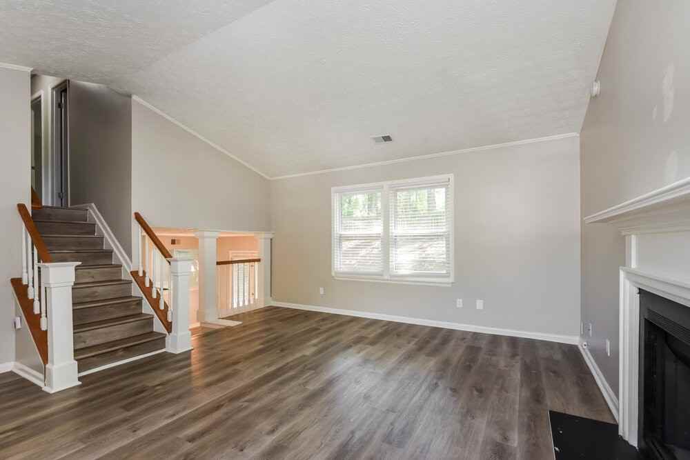 10305 Virginia Pine Ln - Photo 7 of 18