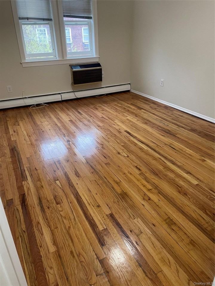 1226 Bergen Ave #3 - Photo 7 of 8