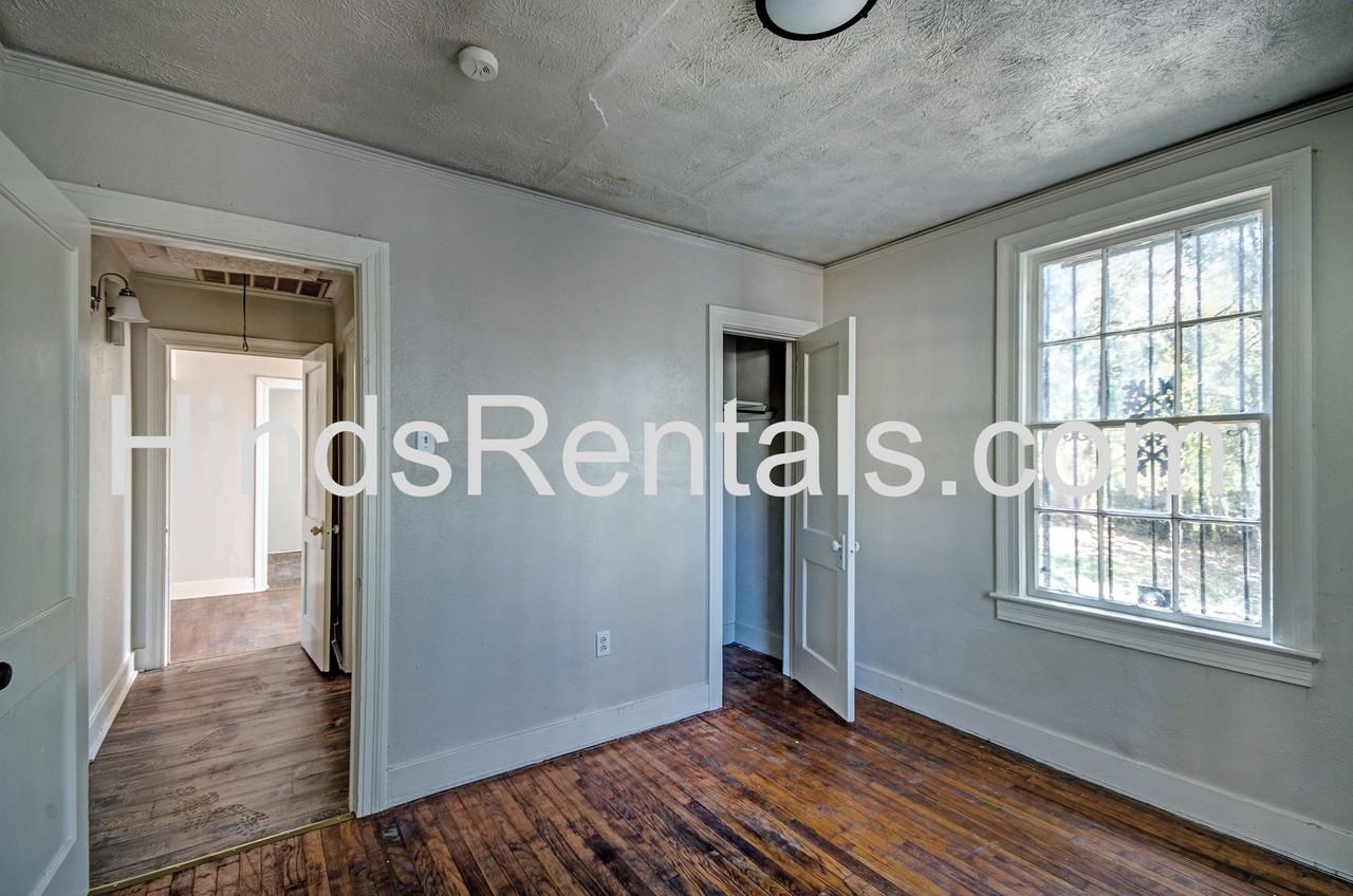 235 Dunbar Street - Photo 6 of 21