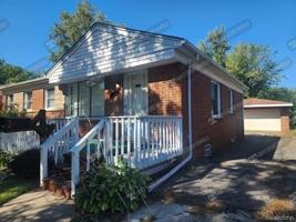 featured image of 1519 Midland Blvd