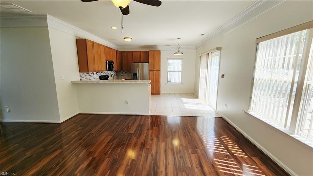 805 Gem Ct - Photo 4 of 27