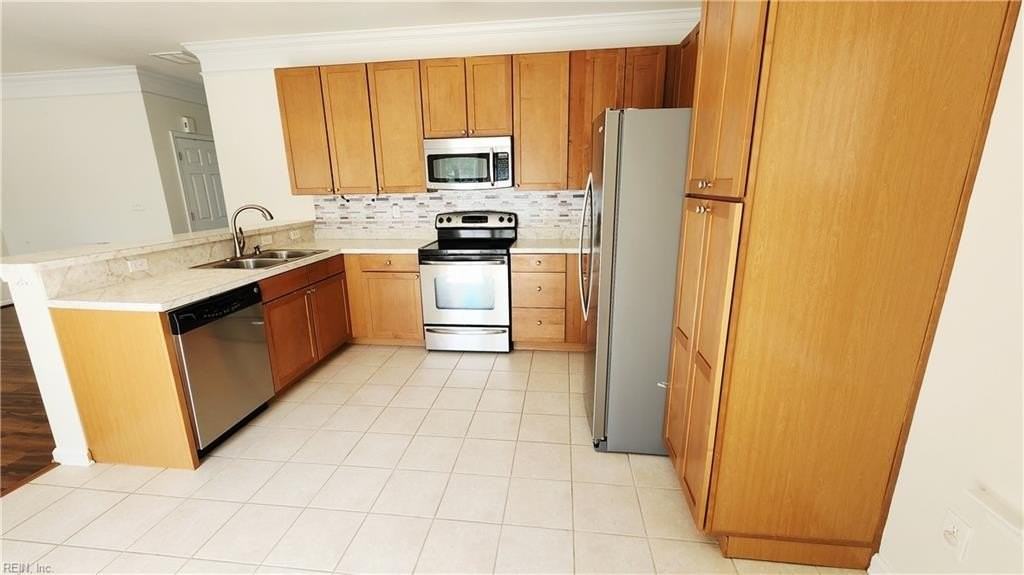 805 Gem Ct - Photo 7 of 27