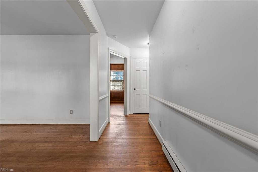 3225 Weiss Ln - Photo 2 of 31