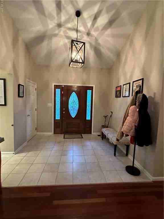 103 Killarnock Ct - Photo 4 of 37