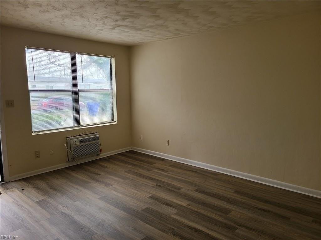 7941 Redmon Rd #B - Photo 2 of 14