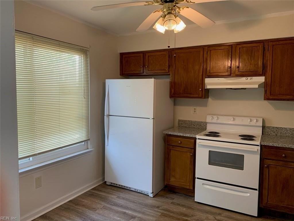 5419 Woburn Ln - Photo 4 of 14