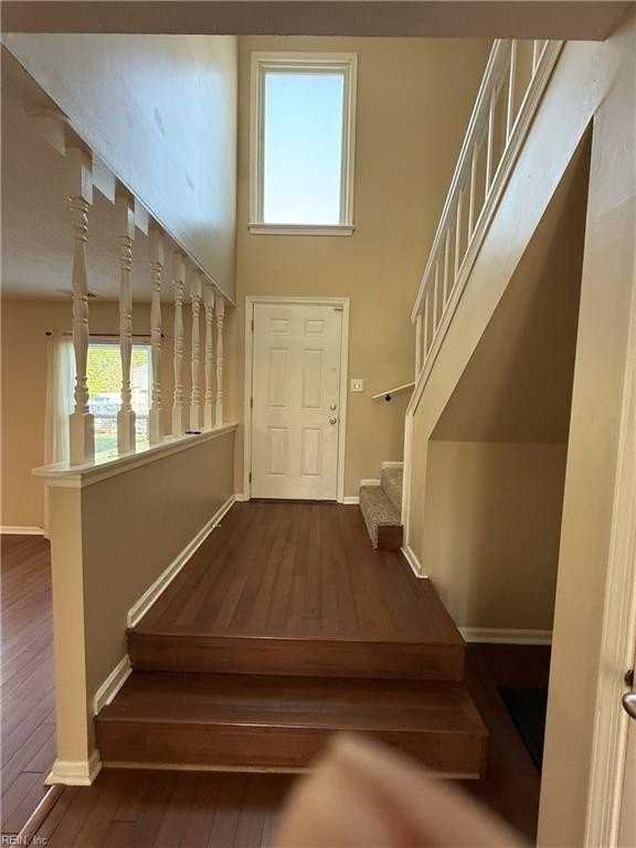 6205 Lippizan Cir - Photo 4 of 37