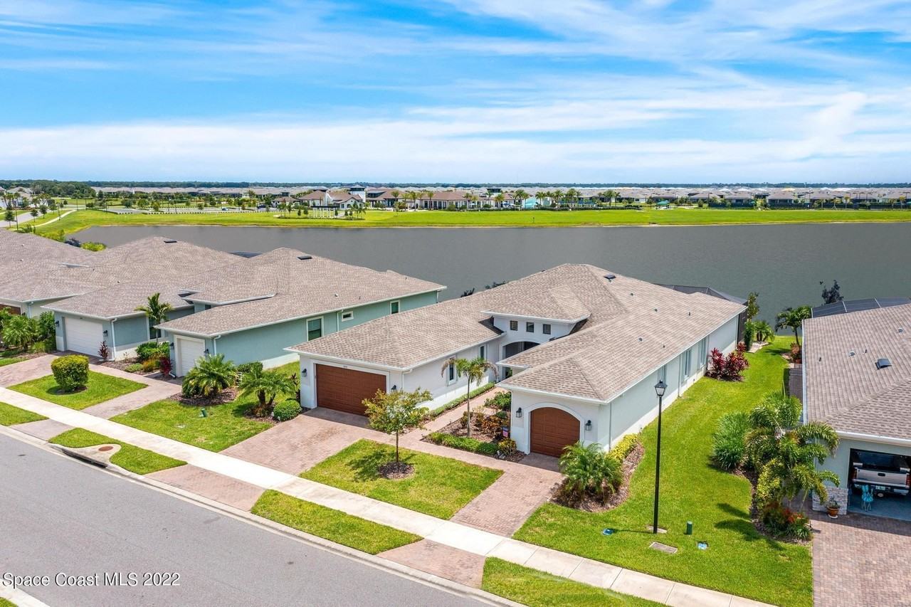 2453 Chapel Bridge Ln - Photo 2 of 50