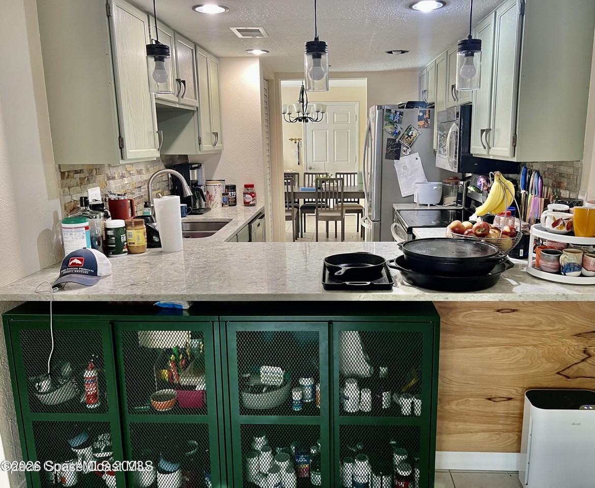 8707 Bay Ct - Photo 7 of 18