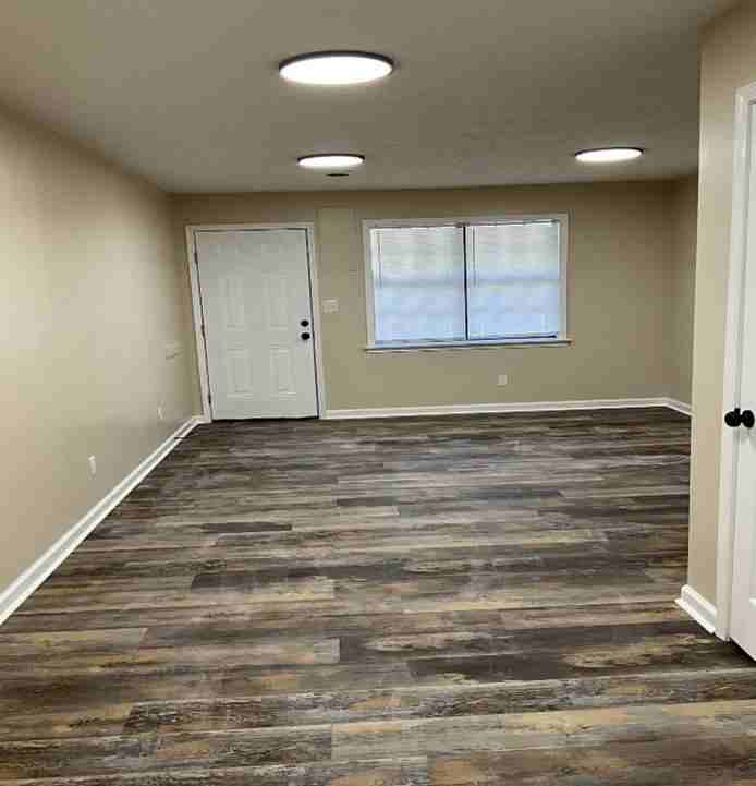 140-142 Rushwood Drive 140 - NPC Properties LLC: Call 731-300-6905 - Photo 5 of 10