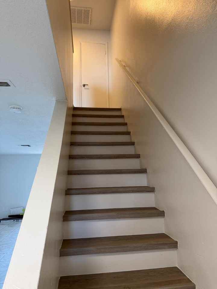 Knotts Unit A - Photo 6 of 10