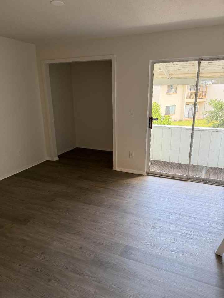 Knotts Unit A - Photo 7 of 10