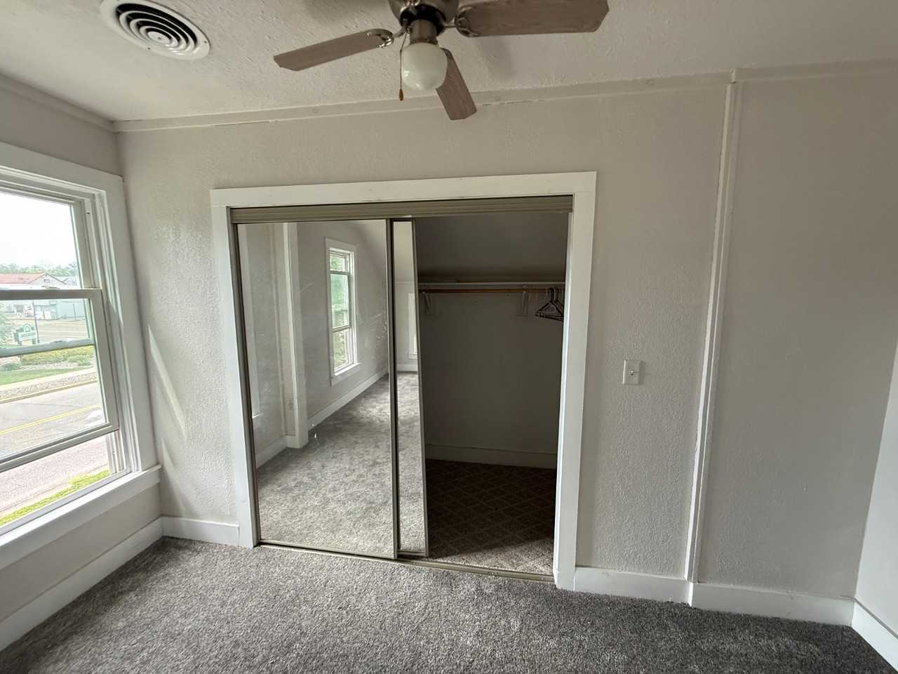 9 E Somo Ave - Photo 3 of 10