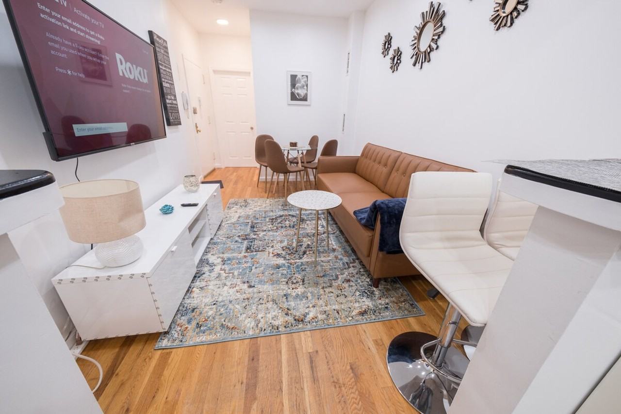 301 E 104th St #1032006P - Photo 3 of 36