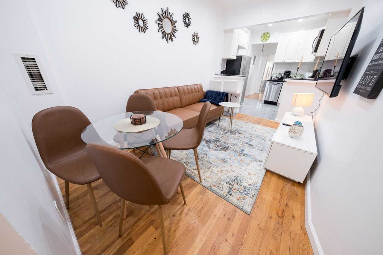 301 E 104th St #1032006P - Photo 4 of 36