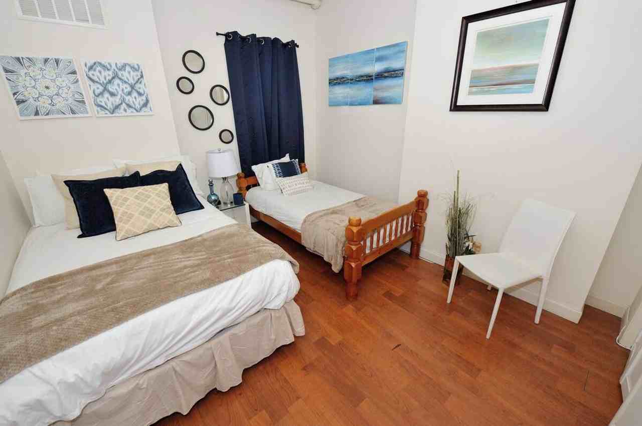 485 9th Ave #1323895P - Photo 4 of 19