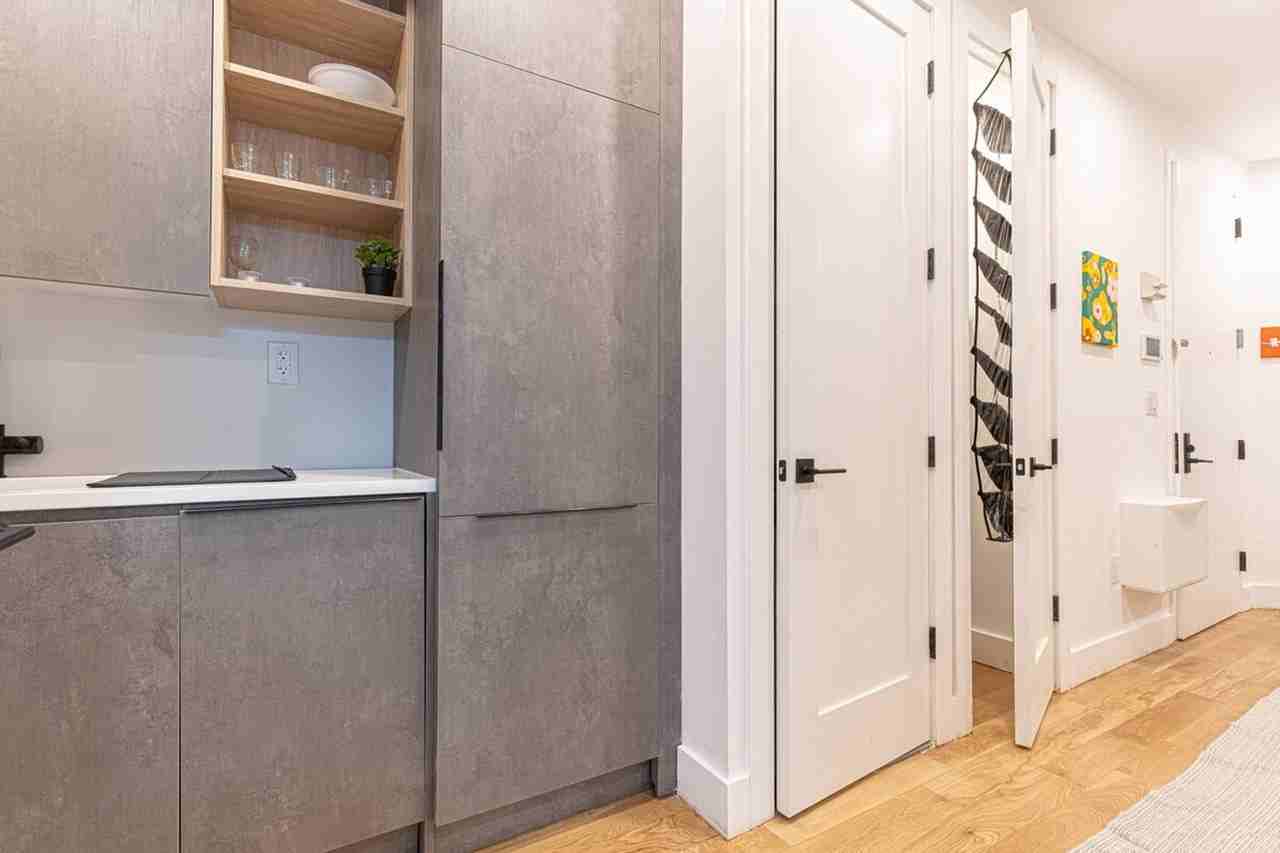 631 Wilson Ave #1515246P - Photo 7 of 18