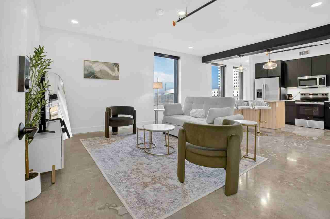 116 W 3rd St #1322460P - Photo 2 of 22
