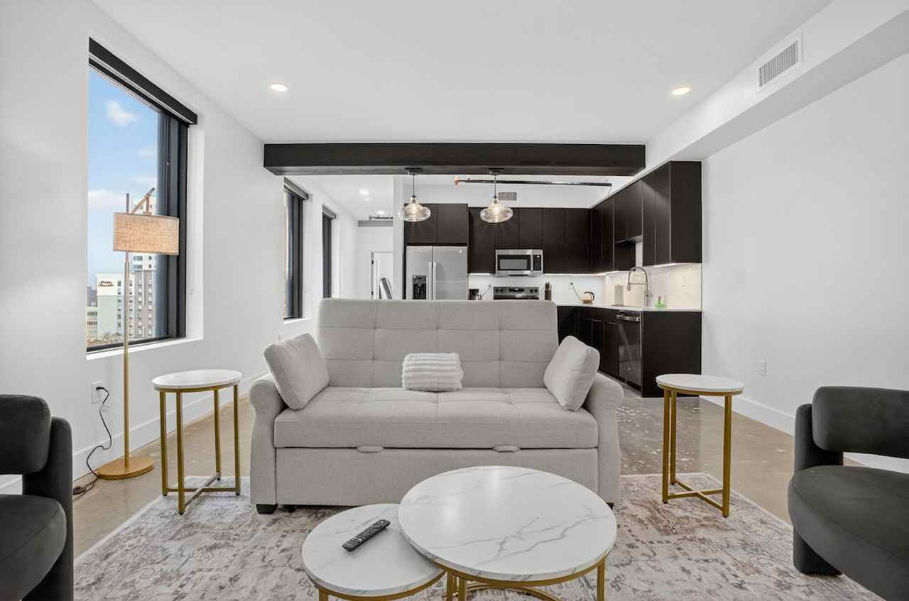 116 W 3rd St #1322460P - Photo 4 of 22