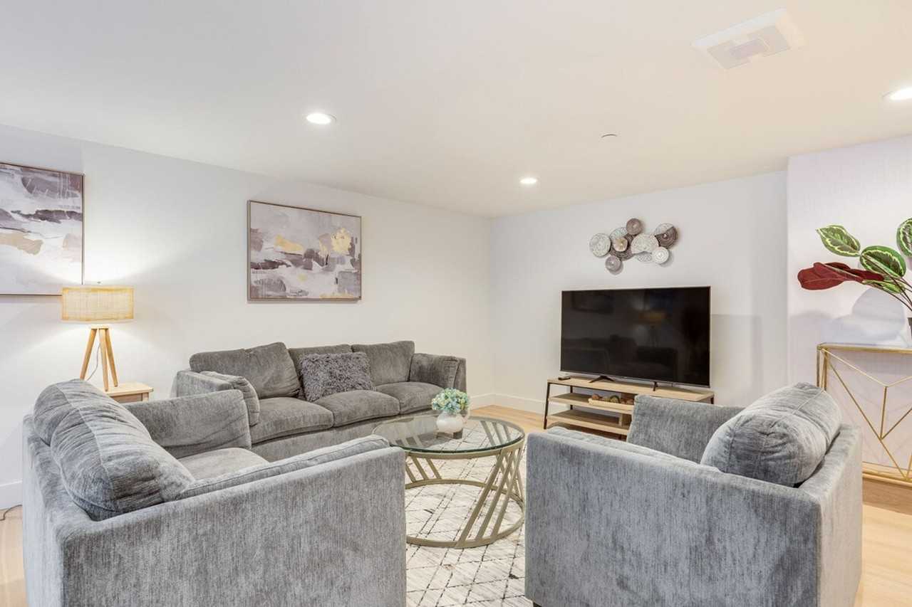 115 110th Pl Se #1377812P - Photo 7 of 50