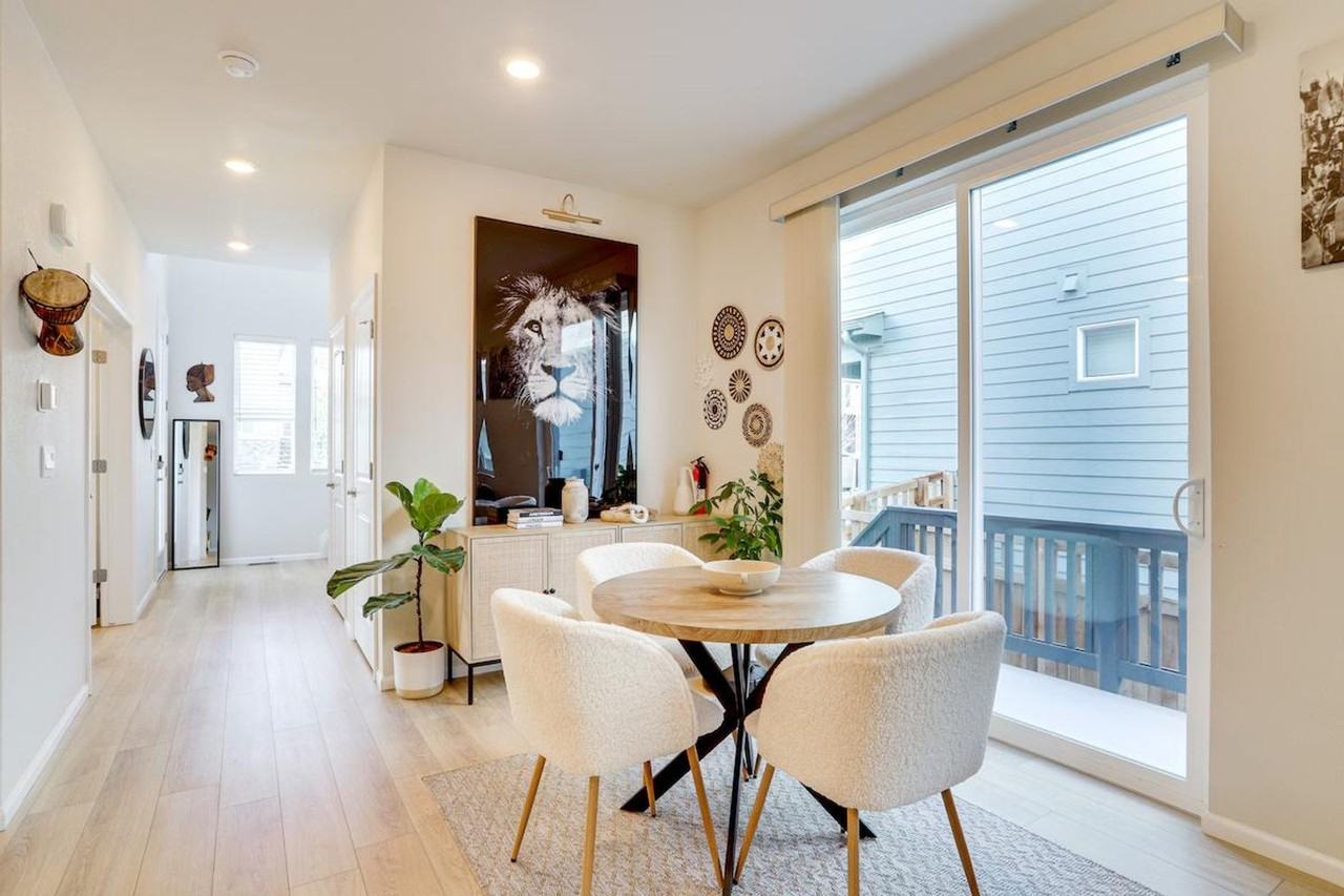 6026 N Orleans St #1385789P - Photo 7 of 29