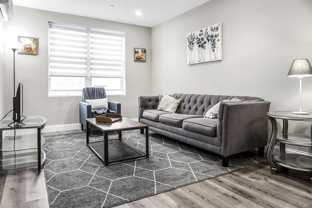 140 Pearl St - Photo 1 of 1