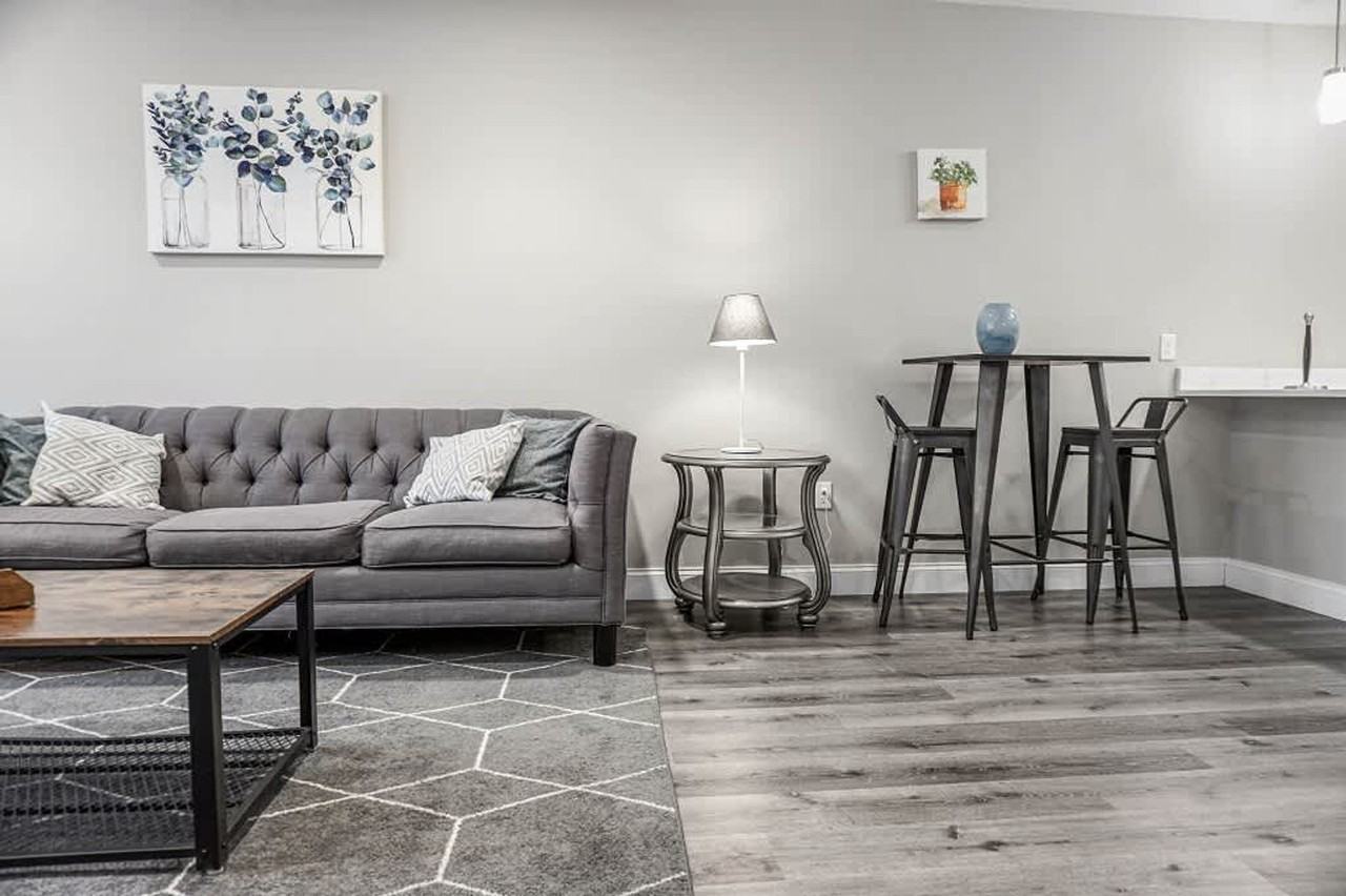 140 Pearl St #1470147P - Photo 5 of 10