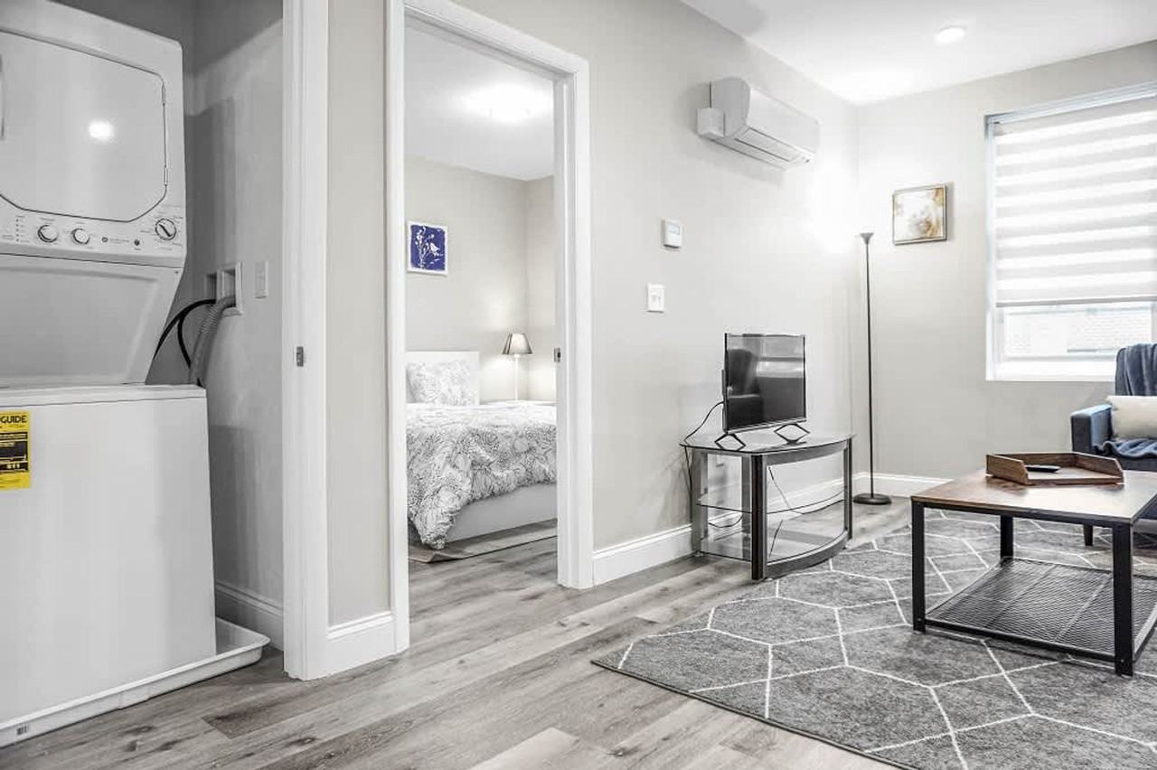 140 Pearl St #1470147P - Photo 7 of 10