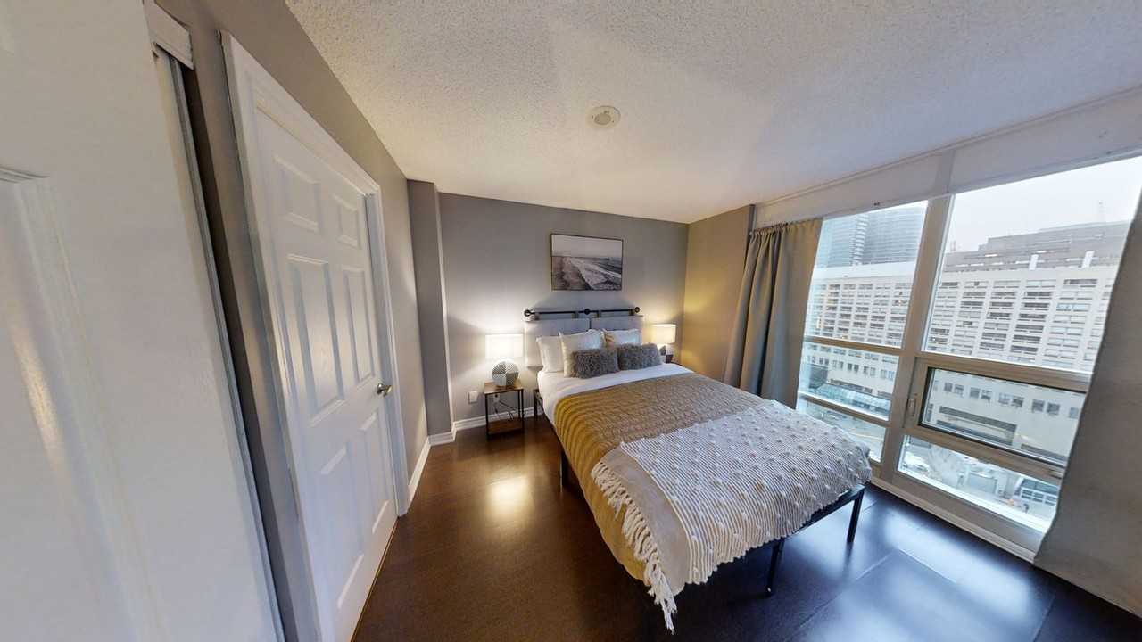 763 Bay St #1473117P - Photo 7 of 9