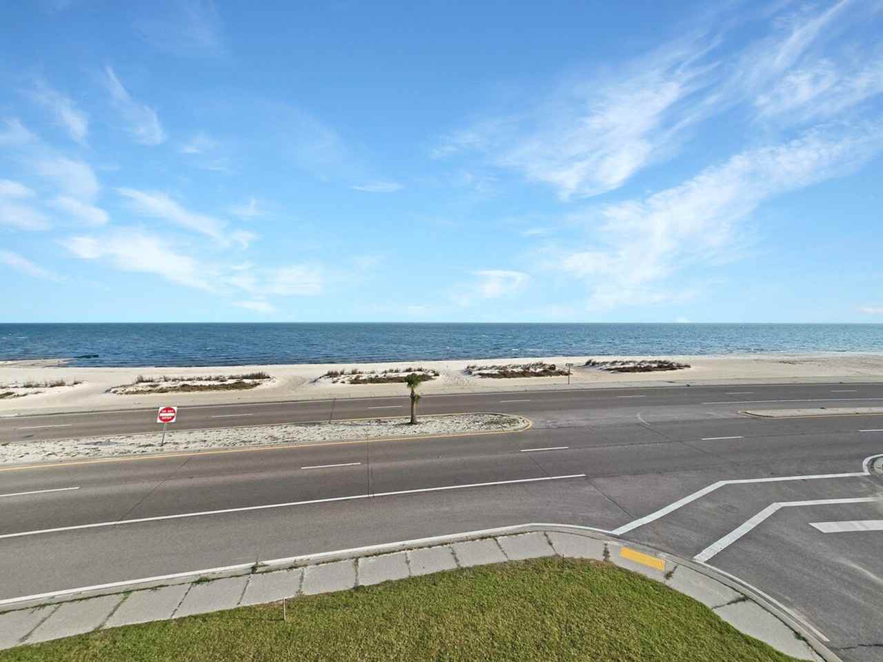 996 W Beach Blvd #1473613P - Photo 7 of 29