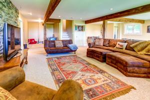 featured image of 74 Harvest Ln