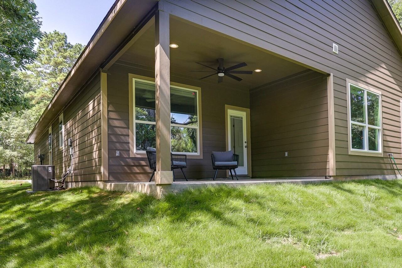 11931 Lakeview Manor Dr #1308587P - Photo 3 of 26