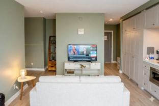 55 Avenue Rd - Photo 1 of 1