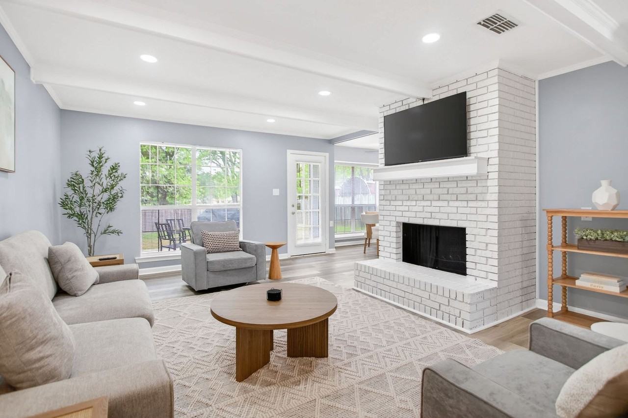 2420 Haddington Rd #1519890P - Photo 3 of 49