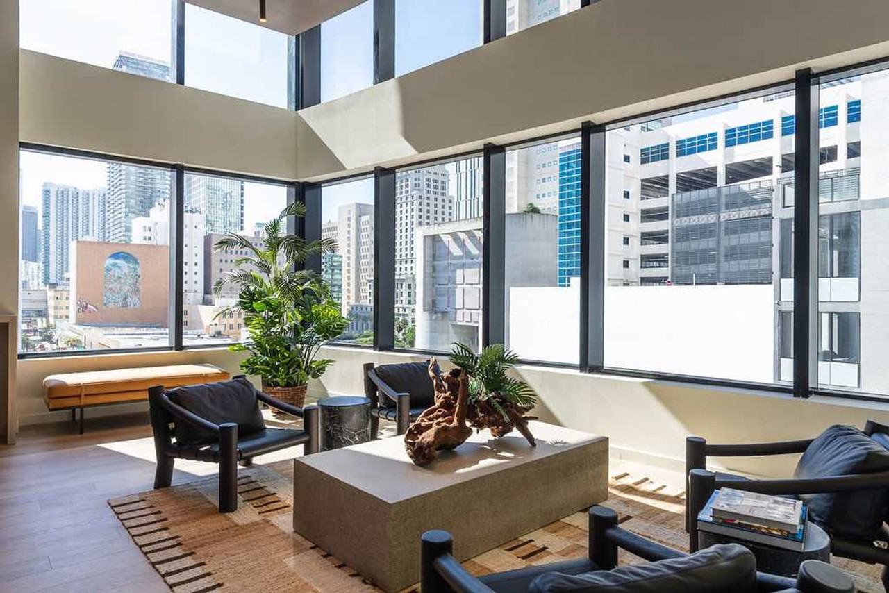 225 N Miami Ave #1515056P - Photo 3 of 50