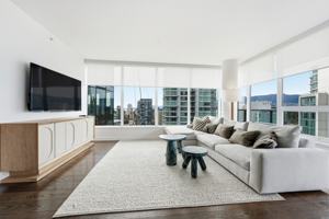 featured image of 620 Cardero St