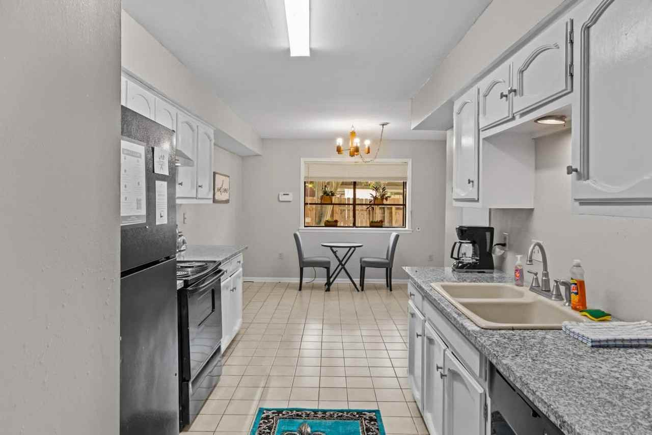 1274 Sharlo Ave #1519871P - Photo 5 of 25