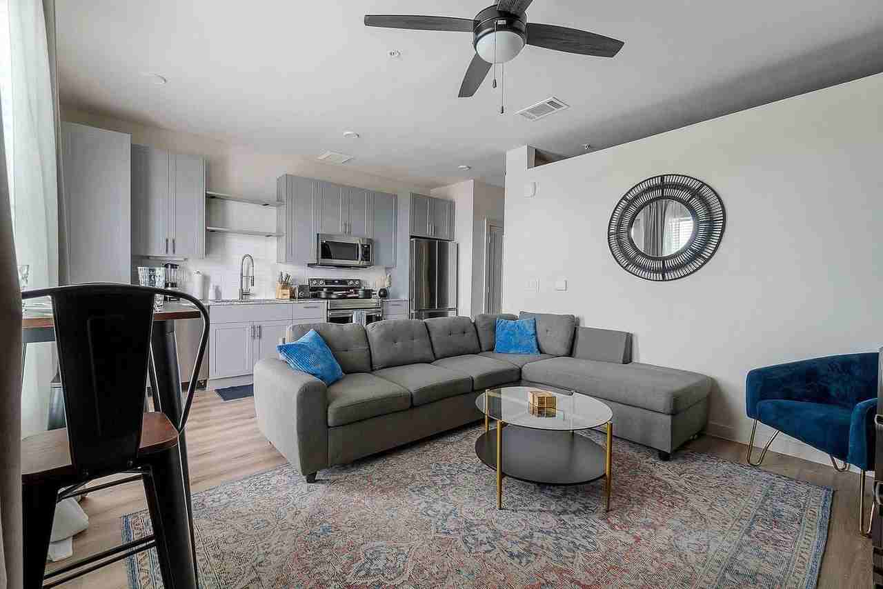 2232 Empire Central Drive - Photo 2 of 36