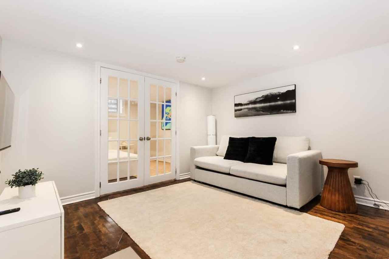 8643 Rue Saint-Denis #1520405P - Photo 2 of 20