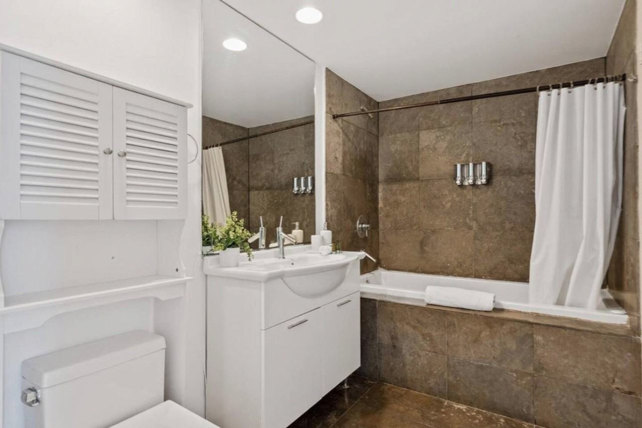 481 Brickell Ave #1520361P - Photo 4 of 5