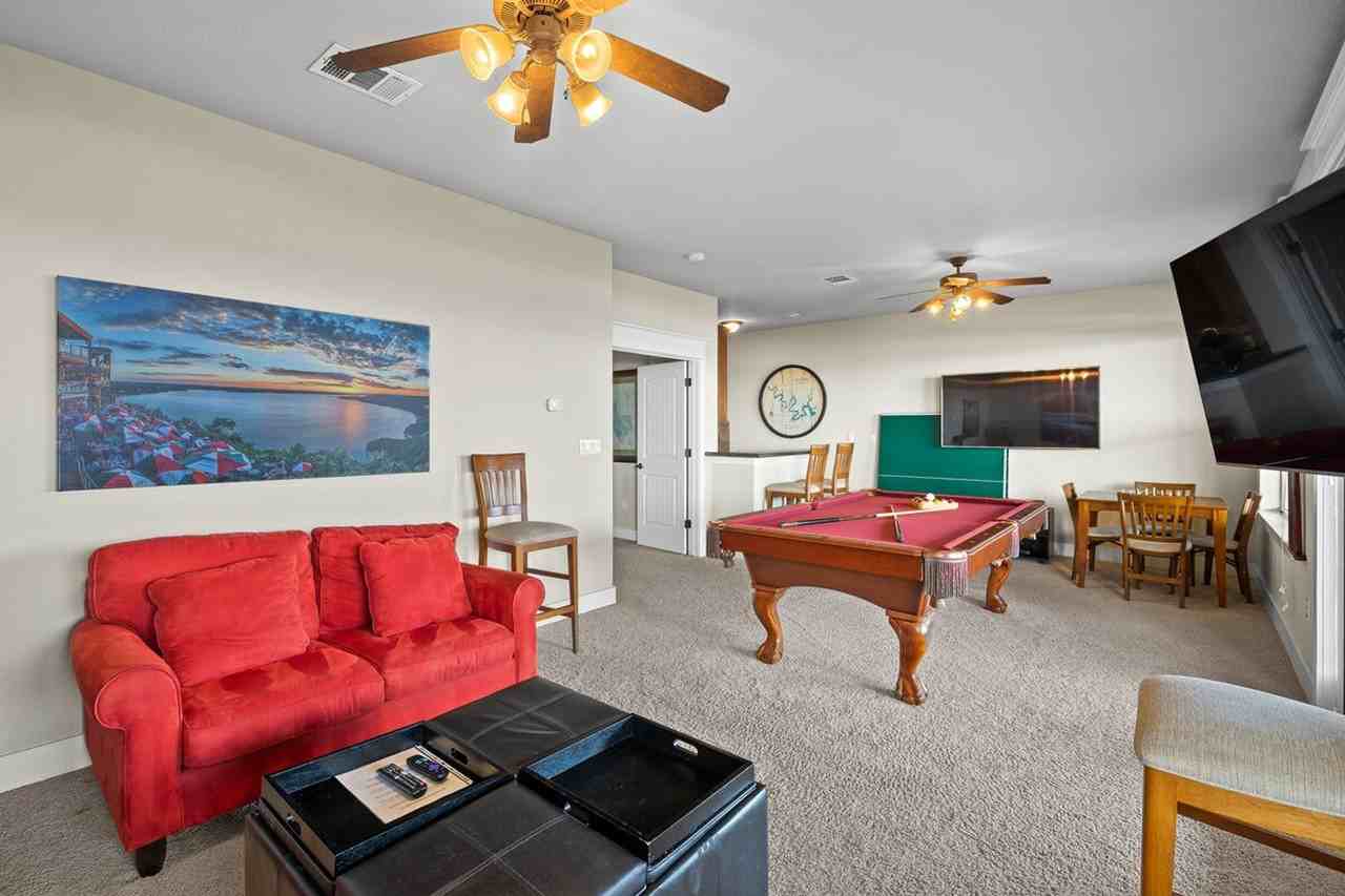 18024 Edgewood Way #1521783P - Photo 5 of 48