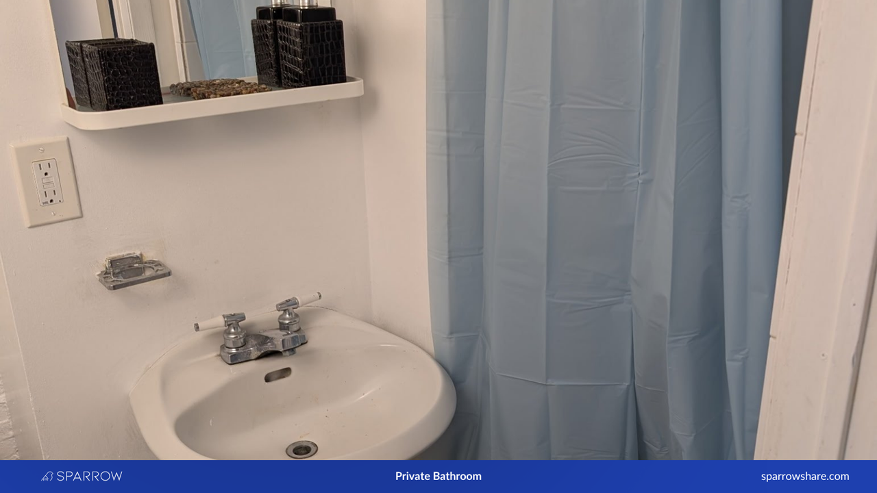 Christie St & Davenport Rd - Photo 4 of 7