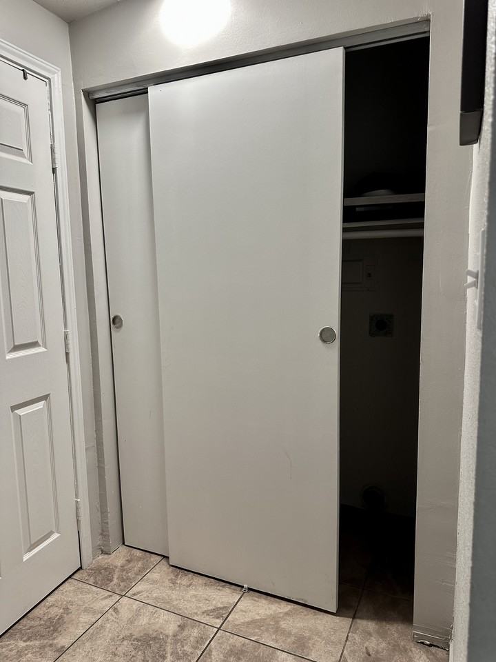 239 Peabody Avenue - 3Unit 3 #3 - Photo 4 of 10