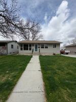 featured image of 2431 Terry Ave