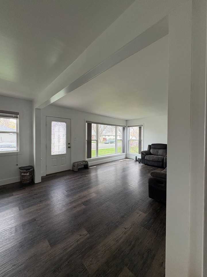 2431 Terry Ave - Photo 6 of 22