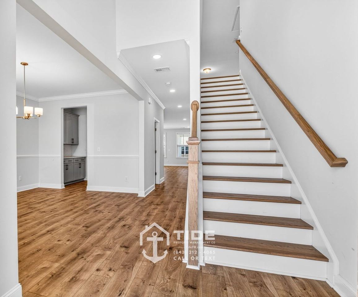 362 Hillman Trail Dr - Photo 5 of 50