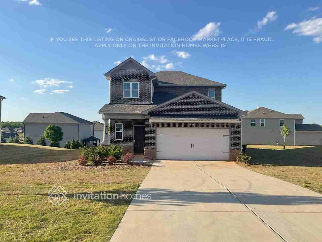 352 Amsterdam Way