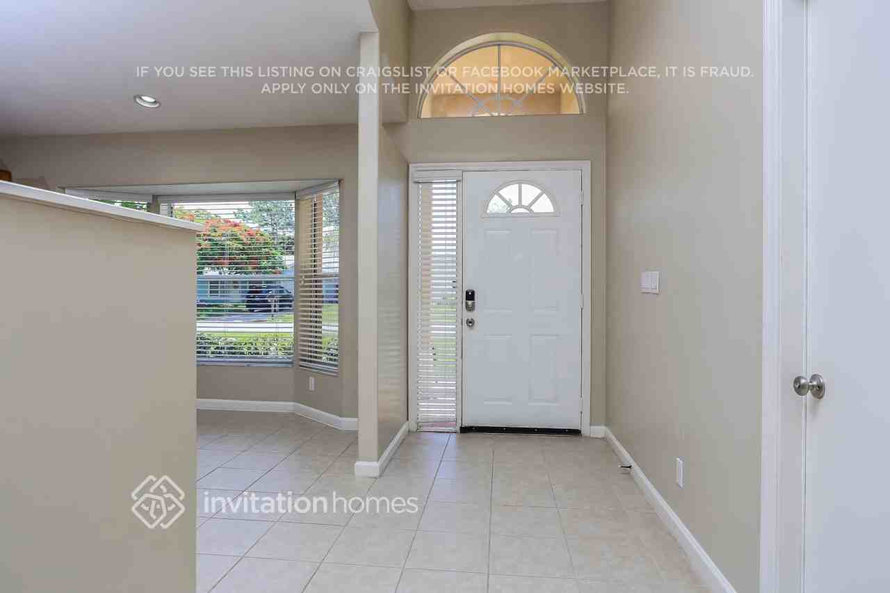 6424 Barbara St - Photo 3 of 19